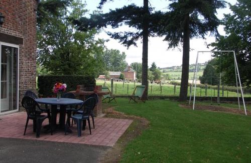Saint-Pierre-la-Riviere Maison | Maison de charme avec grand jardin, proche Haras du Pin, animaux acceptés, idéale pour familles - FR-1-497-5