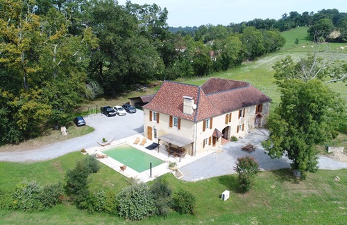 Ogenne-Camptort Maison | Maison La Demeure De Celeste