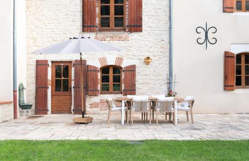 Castelnau-de-Levis Maison | Maison de Maître - Domaine Terra Rosa