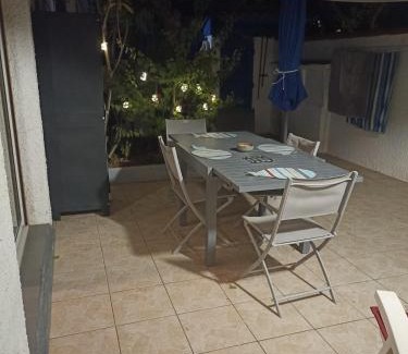 Leucate Maison | Maison de plage avec grande terrasse privée