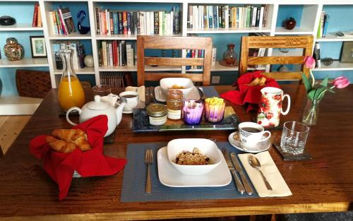 Montolieu Lit Et Petit-Déjeuner | Maison de Textile