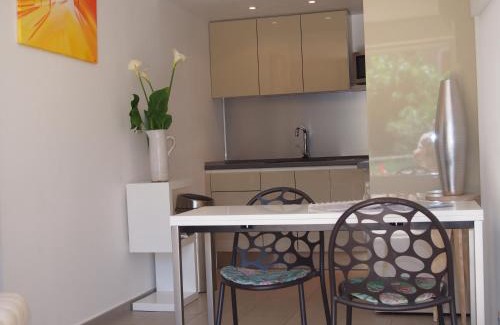 Sainte-Lucie-de-Tallano Appartement | Maison de Vacances - Casa Mezanaccia avec Terrasse fleurie meublé tourisme 3 étoiles