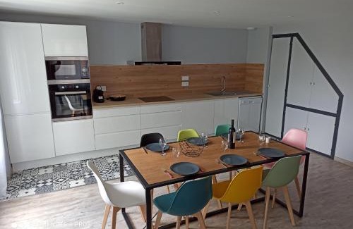 Sauveterre-de-Rouergue Maison | Maison de village 6/9 prs
