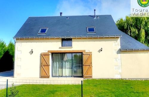 Saint-Paterne-Racan Maison | Maison de vacances avec piscine chauffée, spa, aire de jeux et jardin privatif en Touraine - FR-1-381-286
