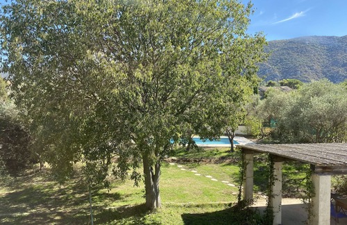 Maubec Maison | Maison de Vacances Avec Piscine en Plein Village du Luberon
