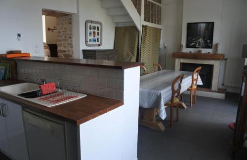 Le Gue-de-Velluire Maison | Maison de village spacieuse et confortable