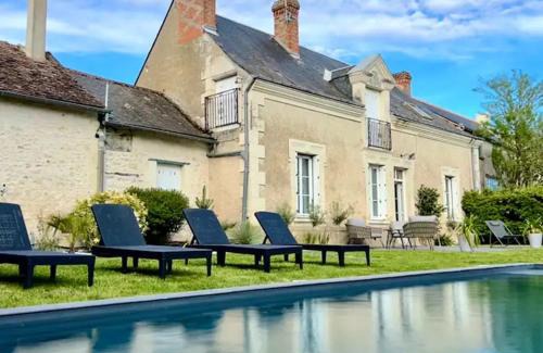 Tavant Maison | Maison de village sud Touraine avec piscine proche Chinon Azay