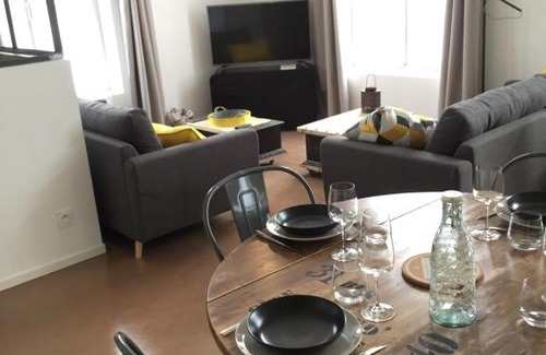 Restigne Maison | Maison de ville 15 personnes avec jacuzzi