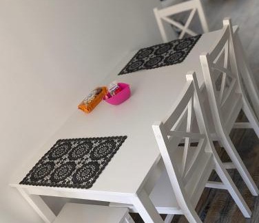 Seurre Appartement | Maison de ville, local à vélo, cour, bord de Saône