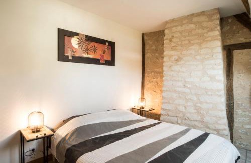 Nogent-le-Rotrou Maison | Maison de ville NLR - 6 lits simples - BBQ - Proche Gare - grand Parking
