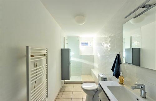 Valence Appartement | Maison des bains - 3 chambres - Jardin - Wifi