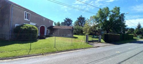 Melay Maison | Maison du Bûcheron