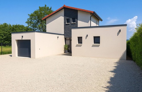 Jayat Maison | Maison du lac, 1h from Lyon and Genèves, Jacuzzy, swimming pools, magnificent lake view.