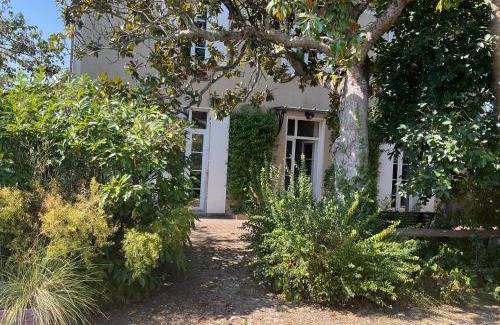 Robins Bay Lit Et Petit-Déjeuner | Maison Dulcis