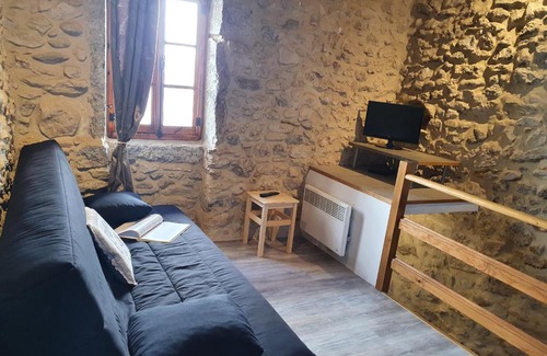 Adissan Maison | Maison en cœur d'Hérault, 25min des plages, wifi linge inclus
