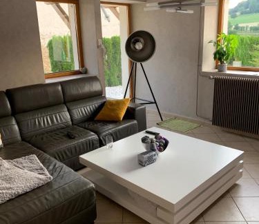 Vernois-les-Belvoir Maison | maison en campagne