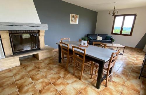 Estampes Maison | Maison en campagne avec vue sur les Pyrénées