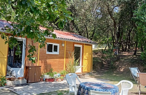 Saint-Georges-de-Didonne Maison | maison en bois dans la forêt près de la plage . Calme et détente!!