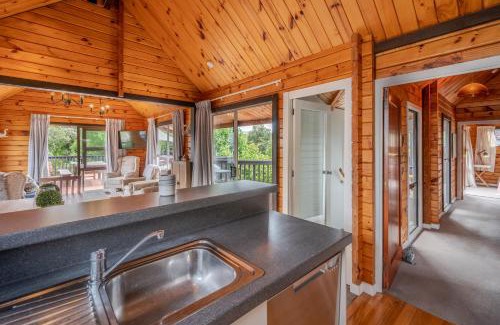 Akaroa Maison | Maison en Noyer - Akaroa Holiday Home