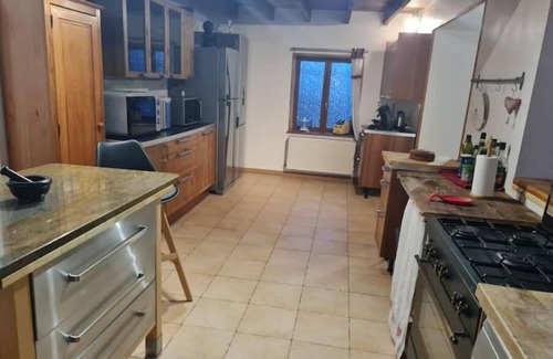 Perreux Maison | Maison Melodynelson 14 personnes 2 nuits avec jacuzzi a l année