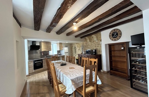 Chatellerault Maison | Vrbo Property
