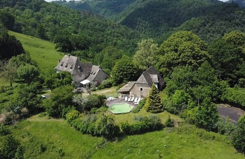 Ladinhac Maison | Maison en Pleine Nature Zone Natura 2000. Naturiste possible.chemin St Jacques