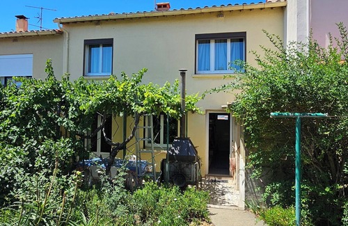 Saint-Esteve Maison | Maison entre mer et montagne