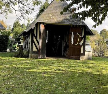 Saint-Andre-d'Hebertot Maison | Maison et dépendance haut de gamme proche de Deauville-Trouville