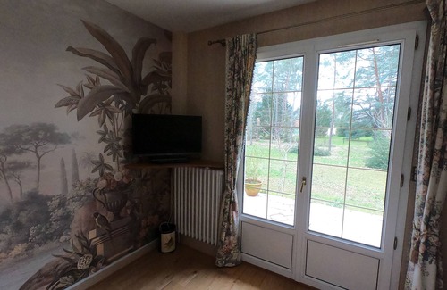 La Ferte-Imbault Maison | Maison et parc avec petit paddock à poneys à louer dans la Sologne des Rivières.