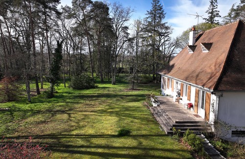 La Ferte-Imbault Maison | Maison et parc avec petit paddock à poneys à louer dans la Sologne des Rivières.