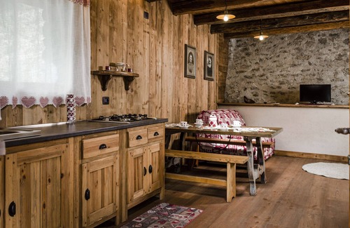 Etroubles Chalet De Ski | Maison Etroubles - Luxurious Rustico with mountain view