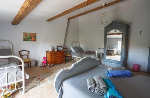 Saint-Genies-de-Fontedit Lit Et Petit-Déjeuner | Maison Flamant