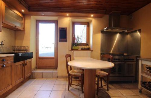 Saint-Just-Malmont Maison | Maison familiale près du Parc Régional du Pilat - FR-1-582-49