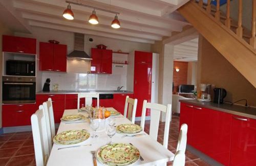 Feings Maison | Maison familiale avec jardin clos, jeux extérieurs, wifi et tout confort au cœur du Parc du Perche - FR-1-497-10