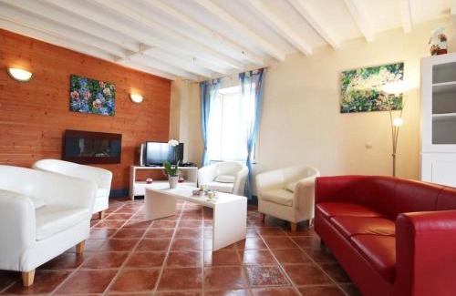 Feings Maison | Maison familiale avec jardin clos, jeux extérieurs, wifi et tout confort au cœur du Parc du Perche - FR-1-497-10