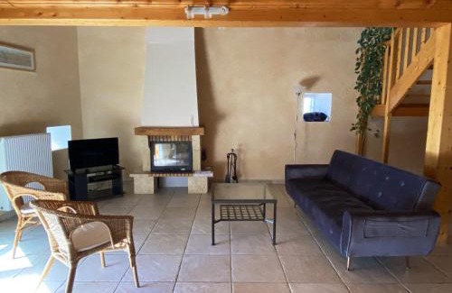 Monts du Pilat Maison | Maison familiale avec vues et espaces de jeux