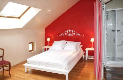 Denee Maison | Maison familiale charmante à Denée avec jardin et loisirs