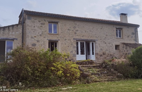 Moncrabeau Villa | Maison familiale de campagne avec piscine dans le Lot et Garonne à 1 km du Gers
