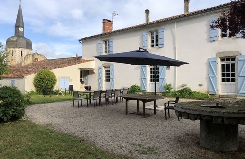 La Jonchere Maison | Maison familiale en sud Vendée à 10' des parcs d'attraction et à 20' des plages.
