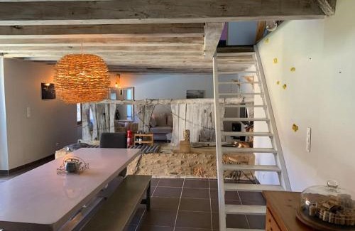 Blanquefort-sur-Briolance Maison | maison avec piscine