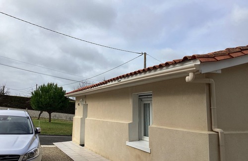 Chateauneuf-sur-Charente Maison | Maisonnette chez joly