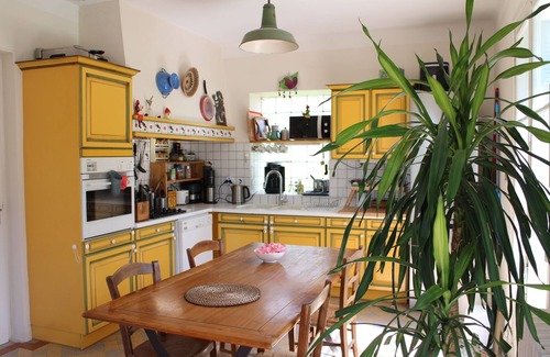 Saint-Etienne-les-Orgues Maison | Maison de campagne dans le calme et le soleil provençal