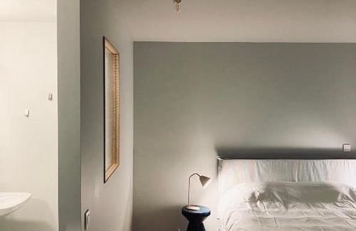 Namur Lit Et Petit-Déjeuner | Maison Henri
