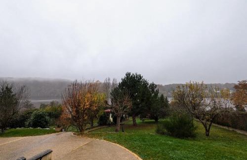 Saint-Plantaire Maison | Maison idéale au bord du lac avec jardin clos et parking privé, animaux admis - FR-1-591-711