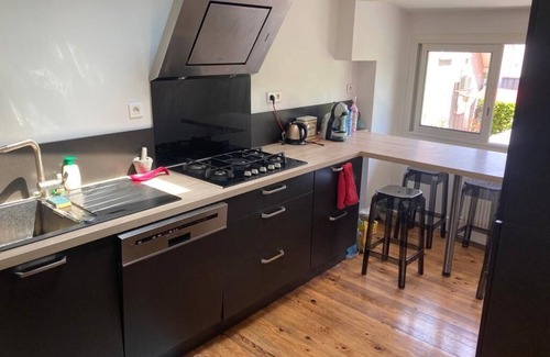 Vallieres Maison | Maison idéalement placée avec Piscine pour 8 personnes