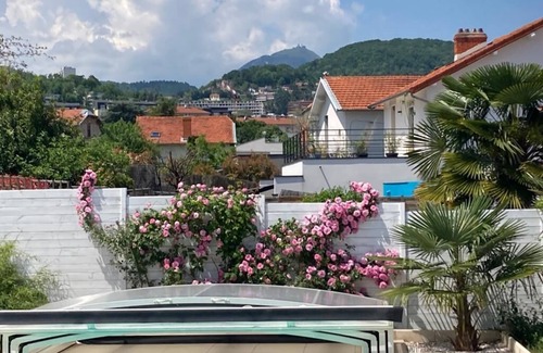 Vallieres Maison | Maison idéalement placée avec Piscine pour 8 personnes