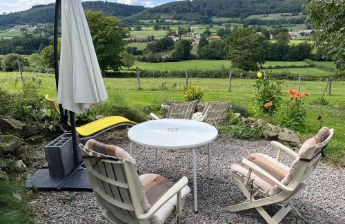 Teilhet Maison | Maison independante pour 2 tout inclus Tiny House for 2 all included