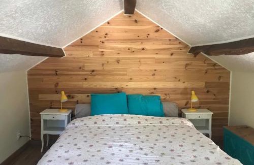 Teilhet Maison | Maison independante pour 2 tout inclus Tiny House for 2 all included