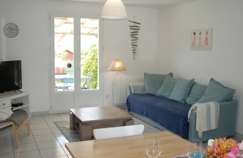 Angles Maison | Maison individuelle avec jardin