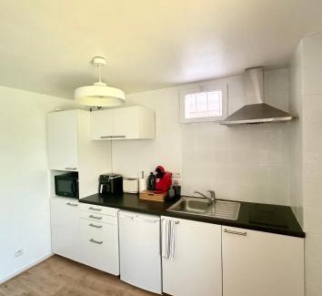 Meaux Appartement | Maison & jardin proche Disney, Paris, Val d'Europe